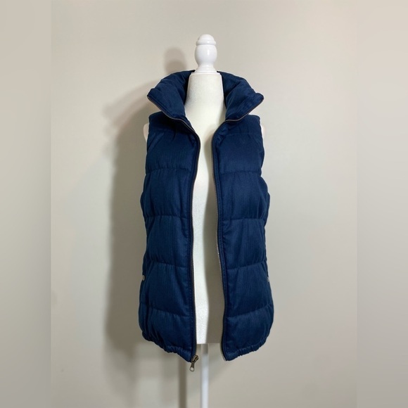 Small Old Navy Heavy Blue Zip Up Vest w/ Pockets - Picture 6 of 9